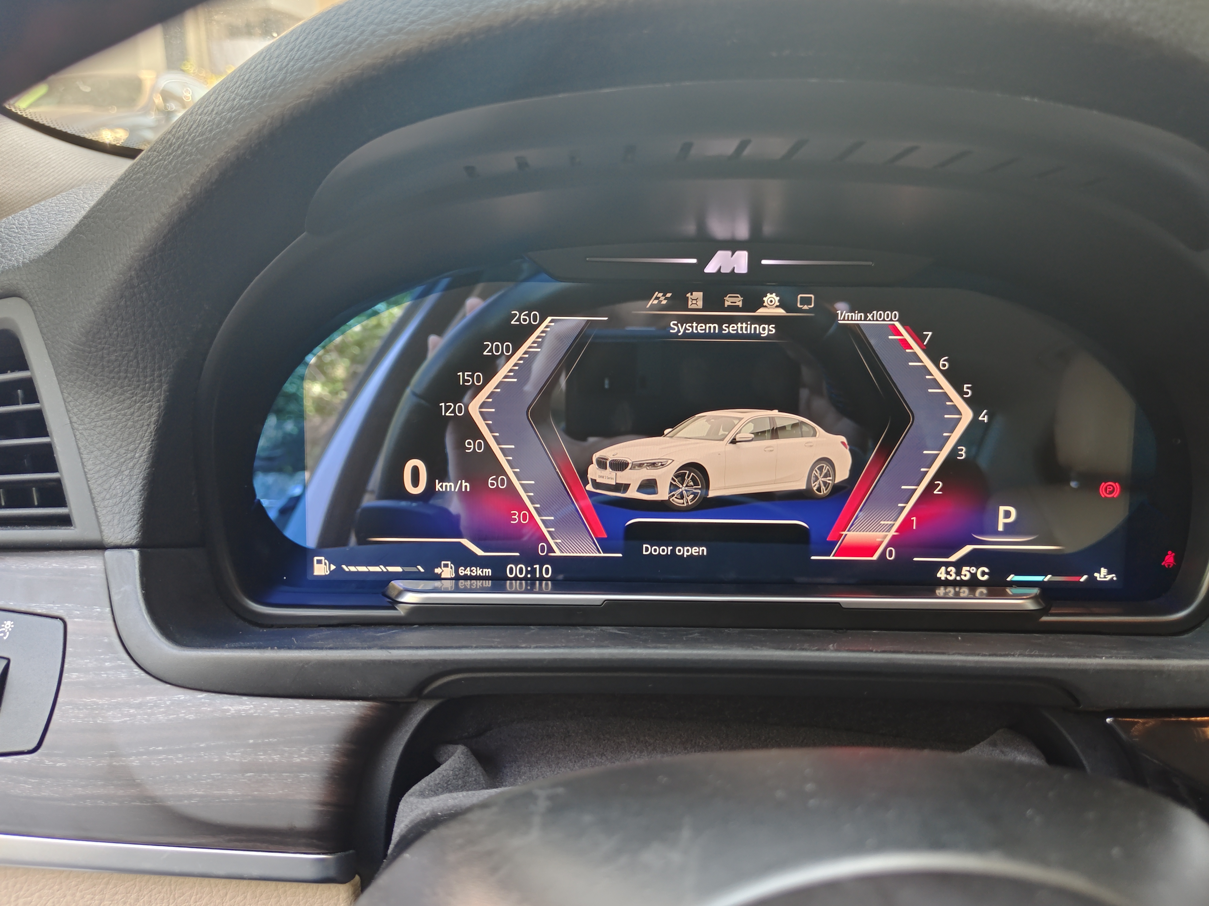Car Dashboard Digital Cluster  - Musical Instrument In Africa のレビューと価格